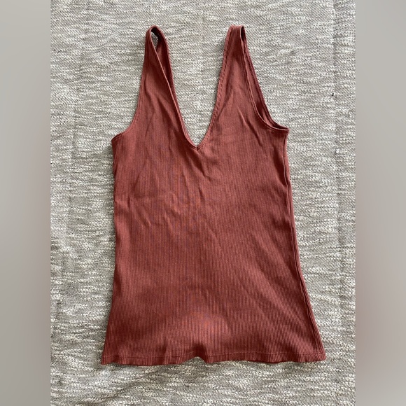 Express✨Double V Plunge Ribbed Tank Top- Mauve - Picture 4 of 5
